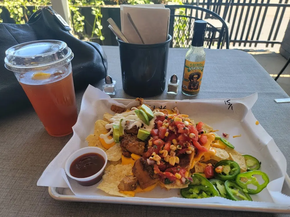 Smoked Chicken Nachos